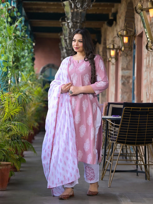 Women Plus Size Mauve Viscose Rayon Kurta Set With Dupatta